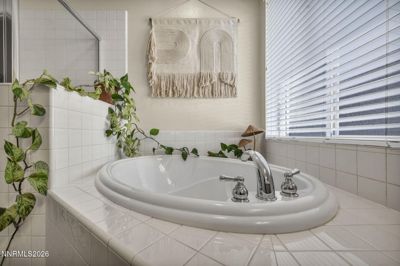 5590 Bridger Peak Drive, Sparks, NV 89436 Photo