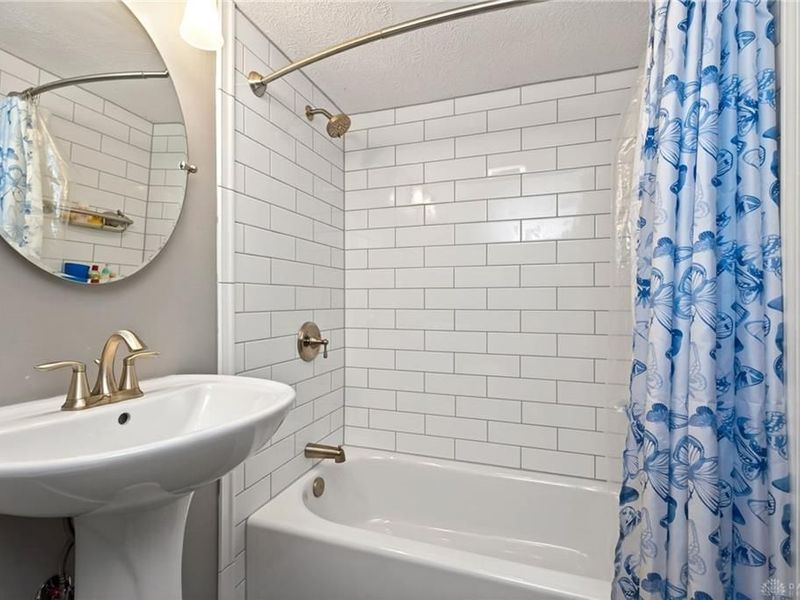 3716 Wenzler Drive, Kettering, OH 45429 Photo 23