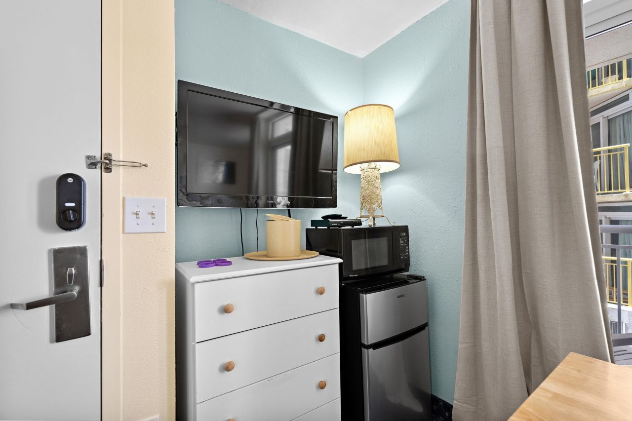 2701 S Ocean Blvd. Photo 14