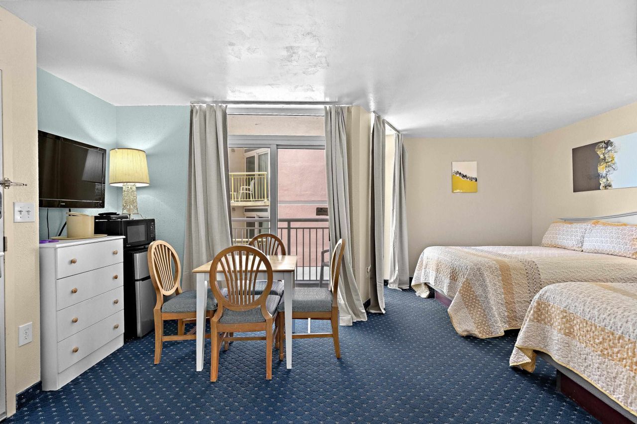 2701 S Ocean Blvd. Photo 17