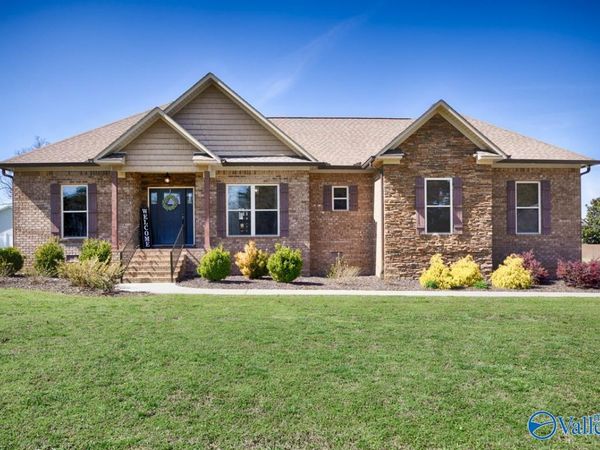 49 Dorchester Street, Albertville, AL 35951