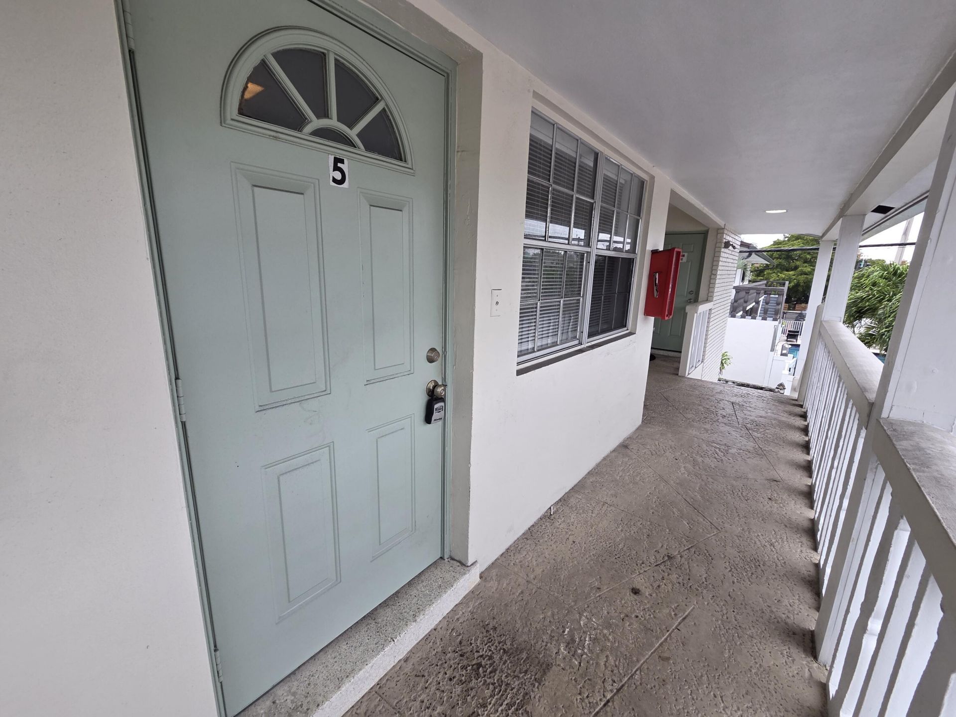 1810 NE 56th Street, Unit 5, Fort Lauderdale, FL 33308 Photo