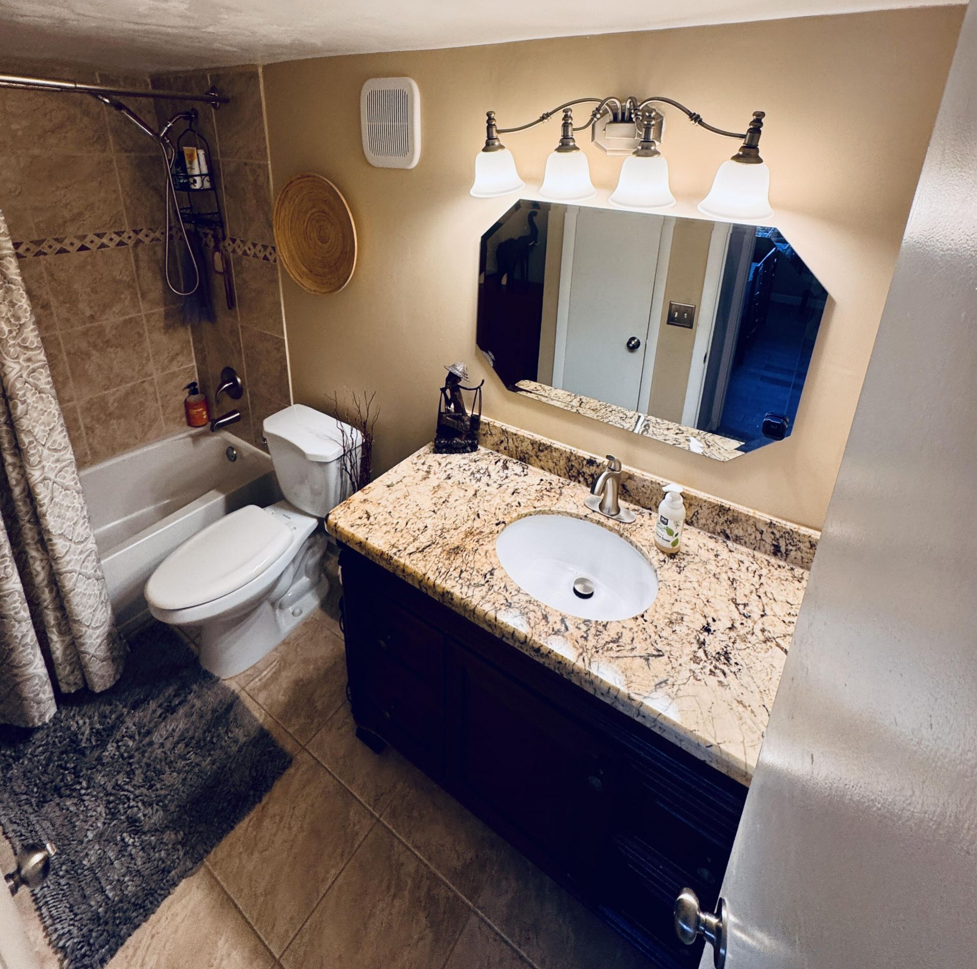 2151 NE 42nd Court, Unit 123, Lighthouse Point, FL 33064 Photo