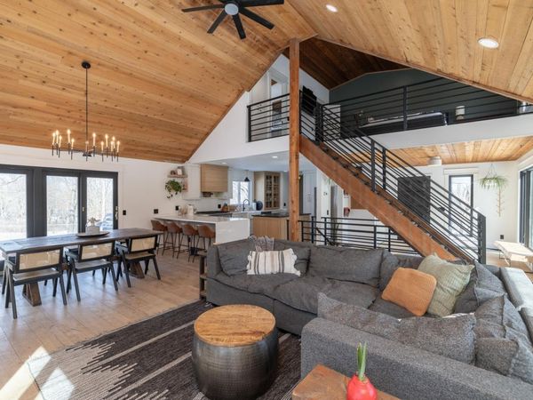 20801 Fern Drive, Lakeville, MN 55044