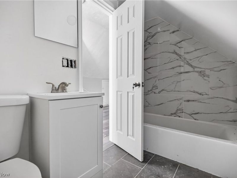 456 E 149th Street, Cleveland, OH 44110 Photo 18