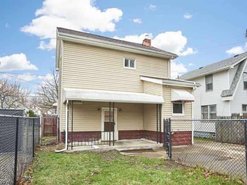 1153 Lily Street, Akron, OH 44301 Photo 3