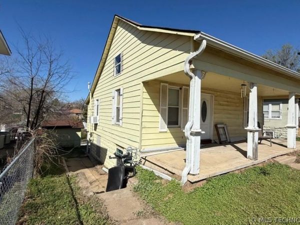 408 N Lincoln Avenue , Sand Springs, OK 74063