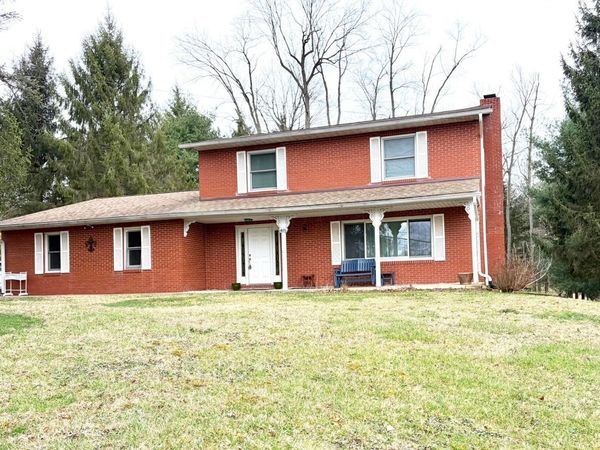1871 Blue Jay Road , Heath, OH 43056