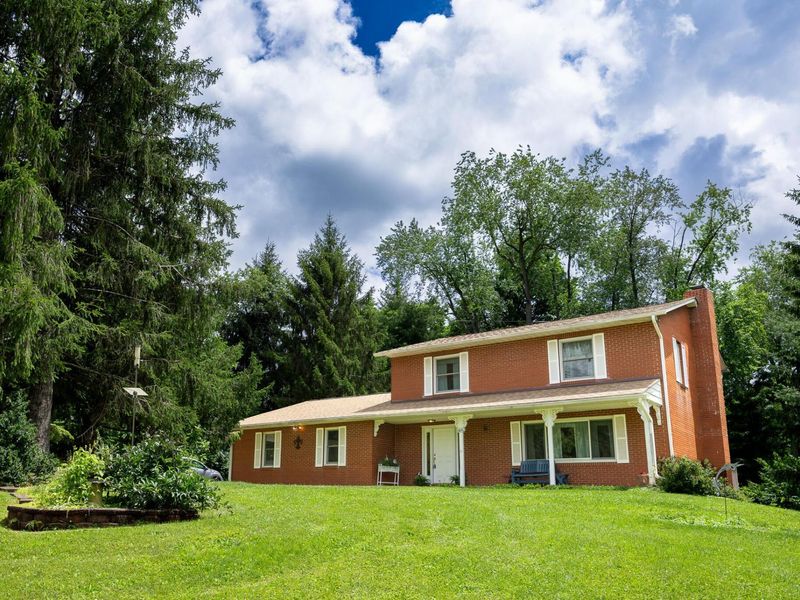 1871 Blue Jay Road, Heath, OH 43056 Photo 1