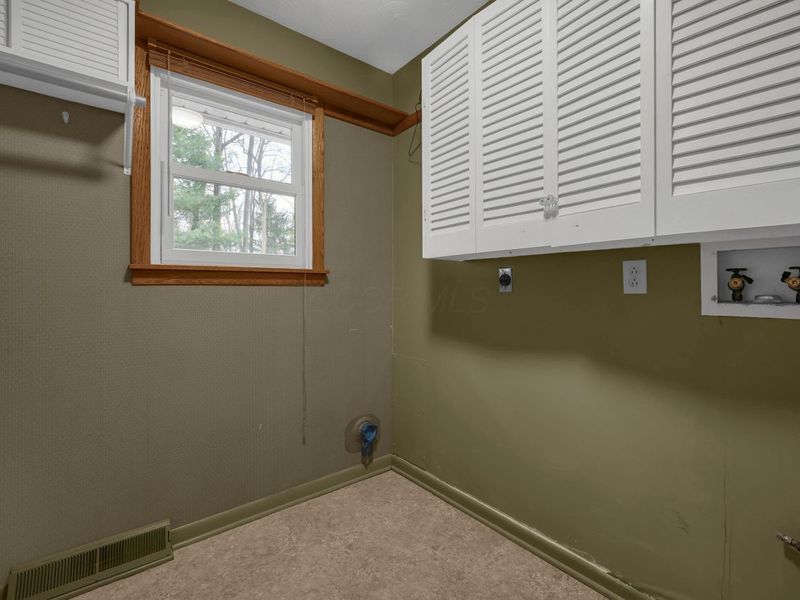 1871 Blue Jay Road , Heath, OH 43056 Photo 14