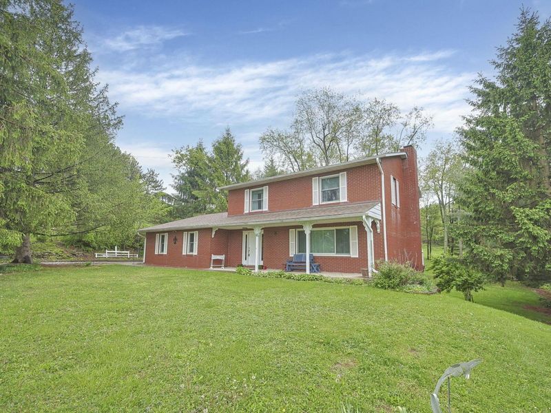 1871 Blue Jay Road, Heath, OH 43056 Photo 2