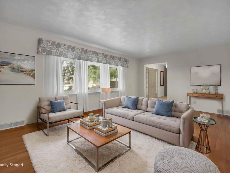 1871 Blue Jay Road , Heath, OH 43056 Photo 5