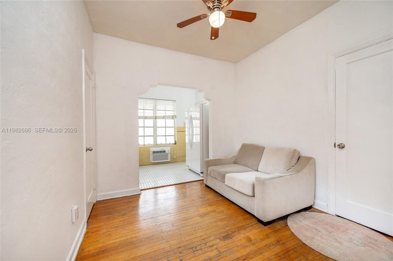 830 Euclid Ave, Unit 8, Miami Beach, FL 33139 Photo