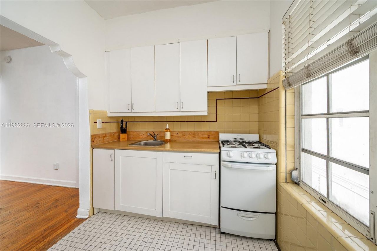 830 Euclid Ave, Unit 8, Miami Beach, FL 33139 Photo