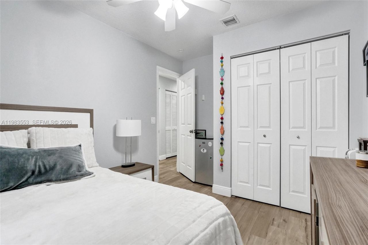 12513 NW 56th Dr, Coral Springs, FL 33076 Photo