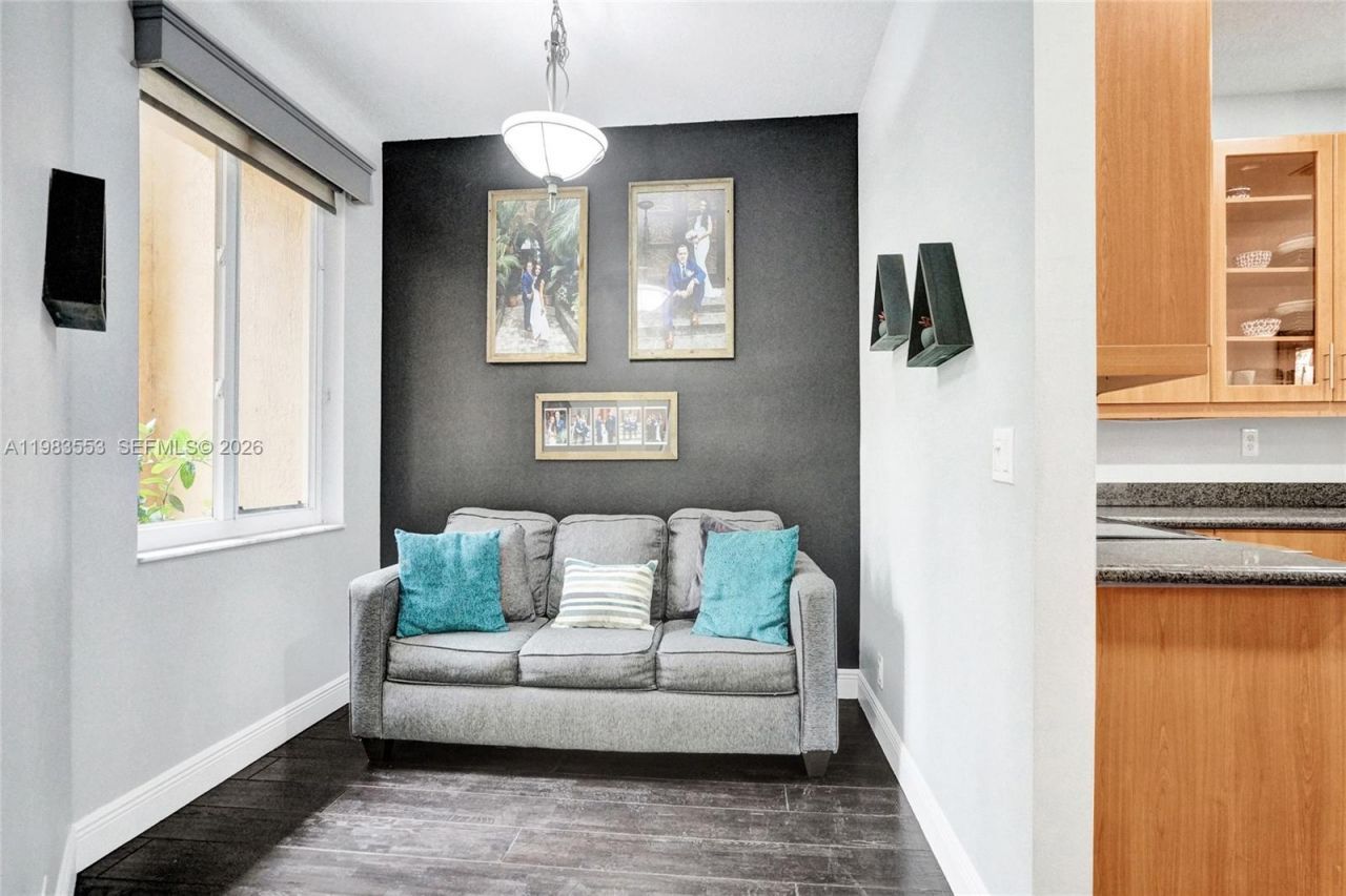 12513 NW 56th Dr, Coral Springs, FL 33076 Photo