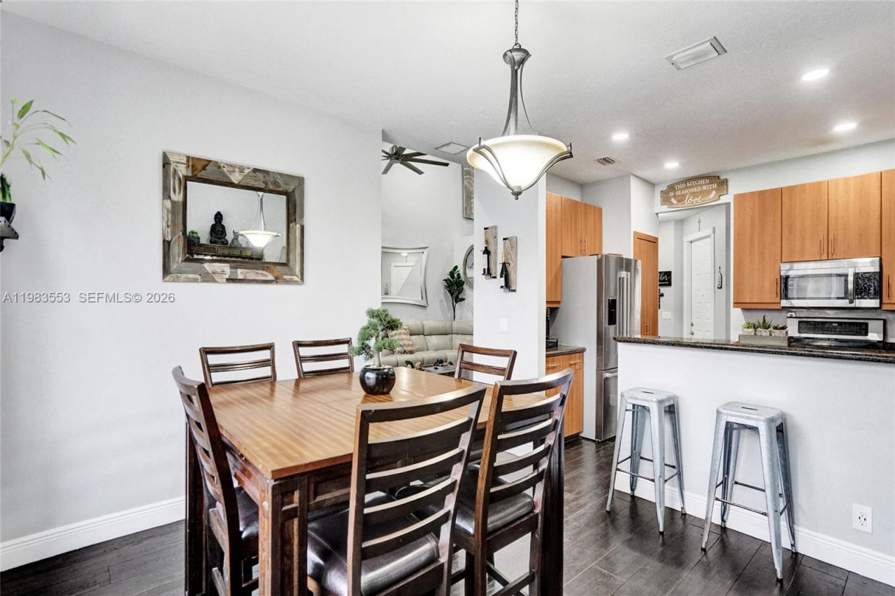 12513 NW 56th Dr, Coral Springs, FL 33076 Photo