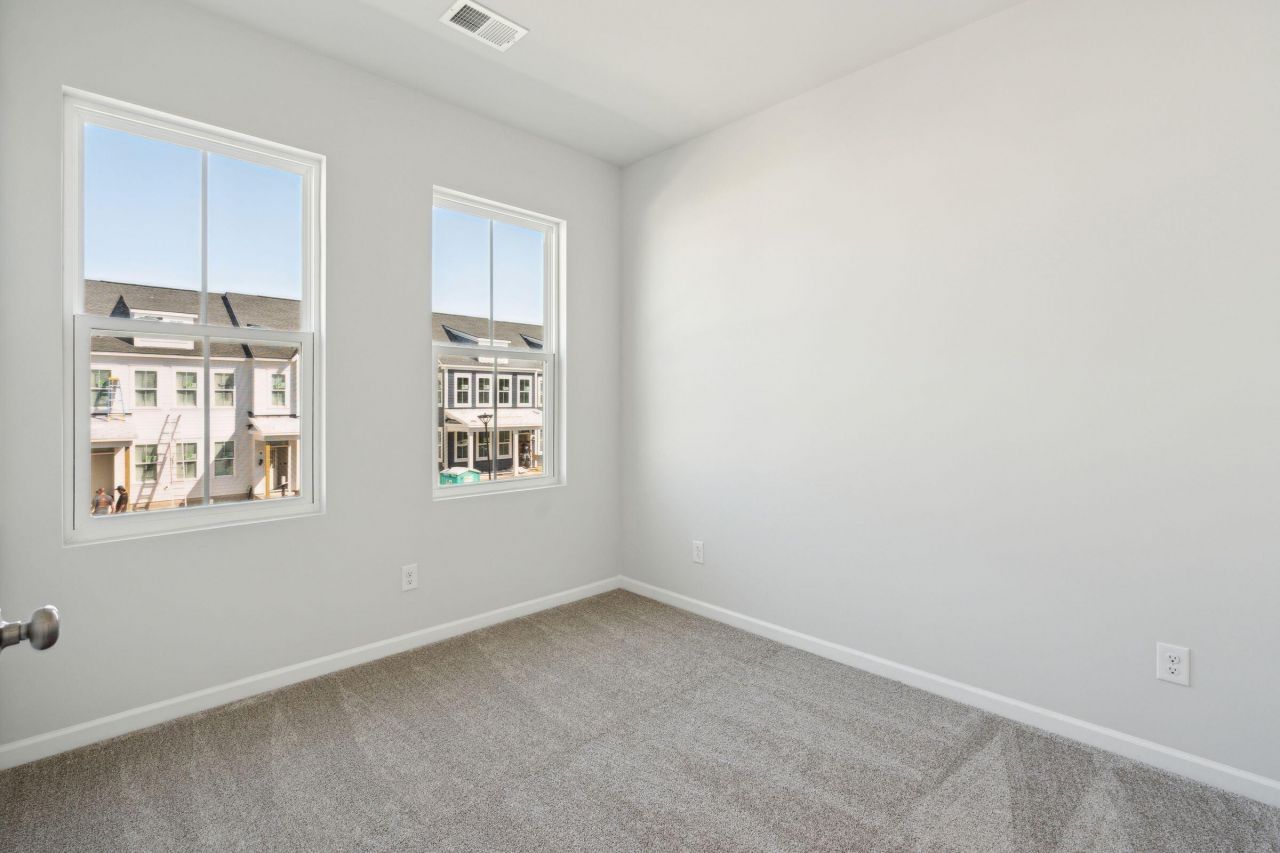 416 Swaying Pine Lane Photo 27