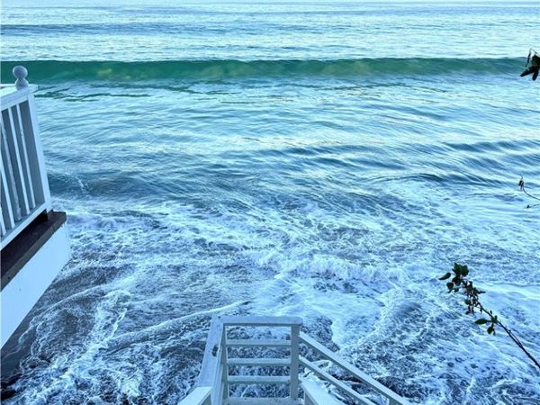 1051 Gaviota Drive, Laguna Beach, CA 92651