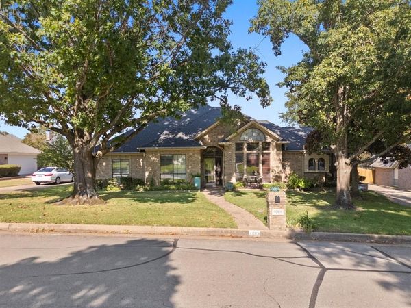 4004 Lazy Creek Drive , Tyler, TX 75707