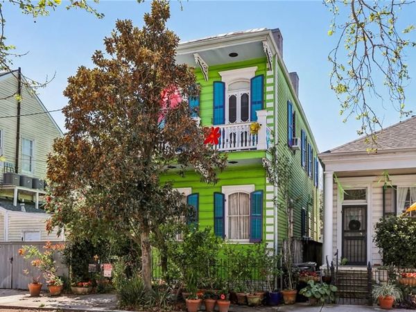 1014 FIRST Street , New Orleans, LA 70130