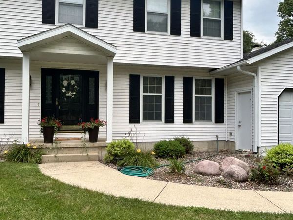 676 Sioux Drive, FREEPORT, IL 61032