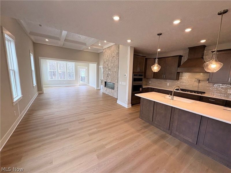 4127 Averi Lane, Orange, OH 44122 Photo 3