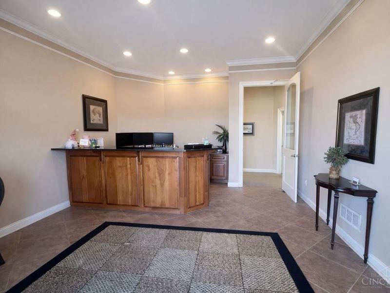 8241 Cornell Road, Unit 210, Cincinnati, OH 45249 Photo 2