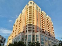 1350 Main Street  Primary Photo