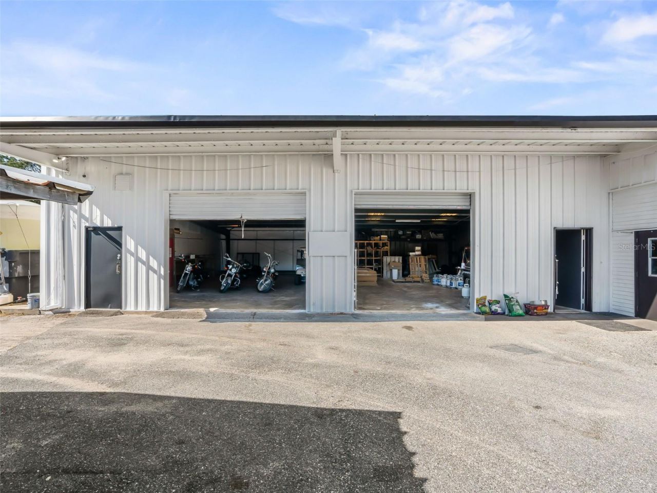 9594 SE Maricamp Road , Ocala, FL 34472 Photo