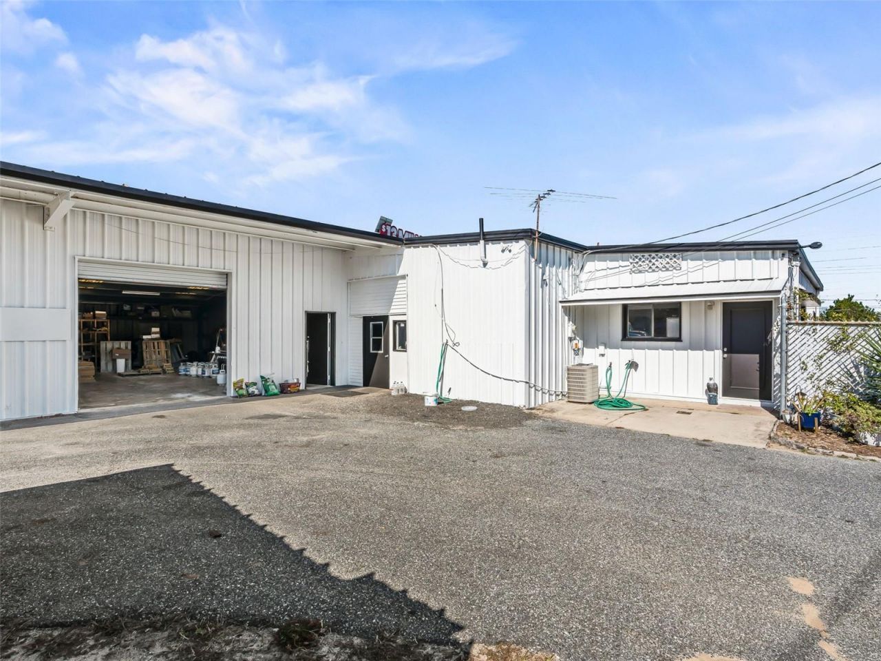 9594 SE Maricamp Road , Ocala, FL 34472 Photo