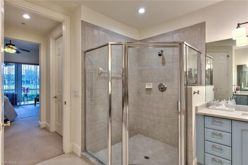 9242 Tesoro Ln, Unit 1-102, Naples, FL 34114 Photo