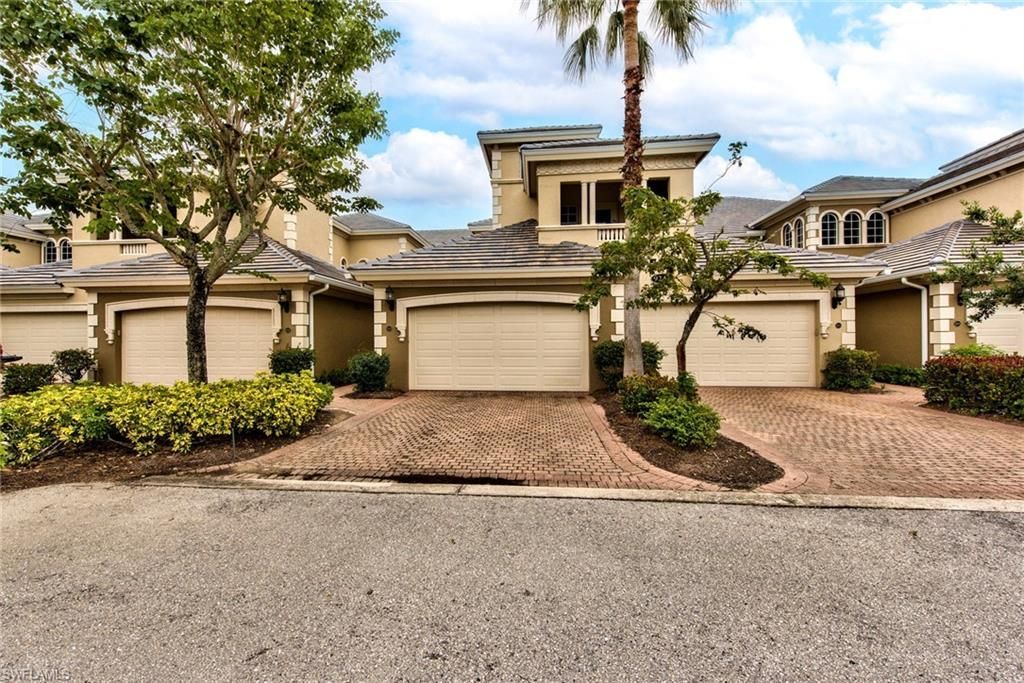 9242 Tesoro Ln, Unit 1-102, Naples, FL 34114 Photo