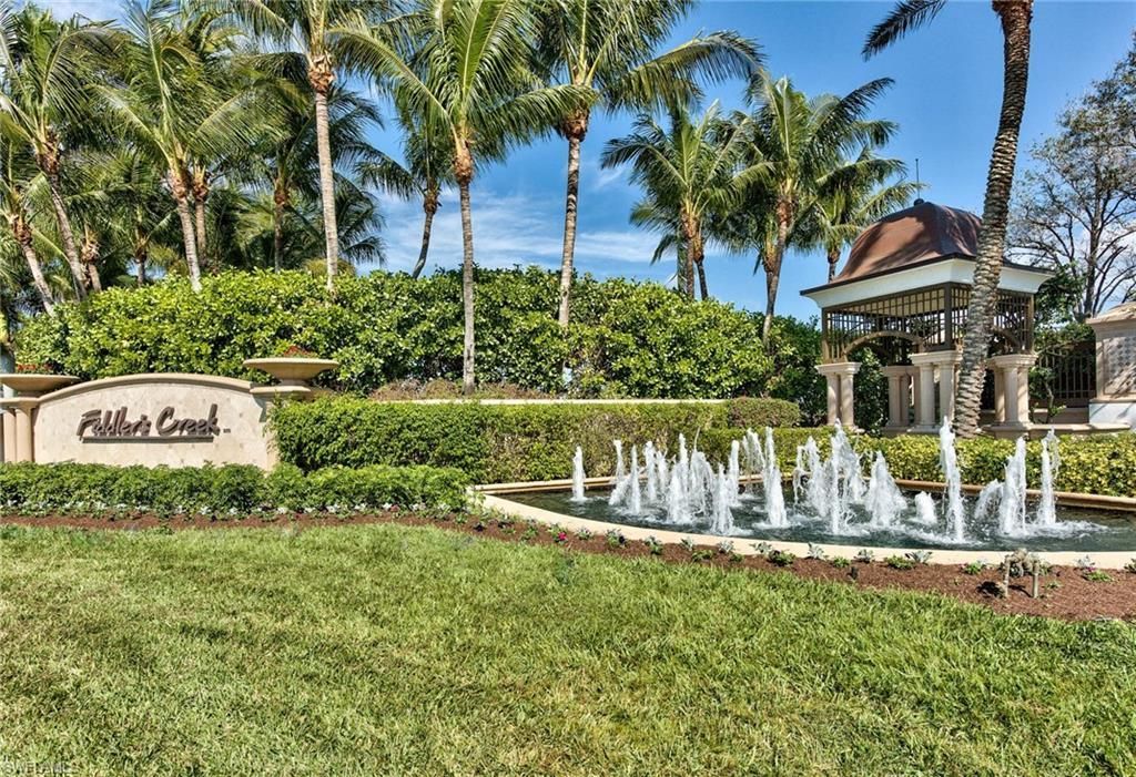 9242 Tesoro Ln, Unit 1-102, Naples, FL 34114 Photo