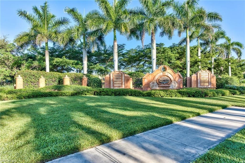 9242 Tesoro Ln, Unit 1-102, Naples, FL 34114 Photo