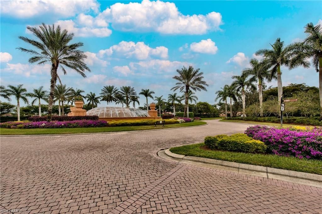 9242 Tesoro Ln, Unit 1-102, Naples, FL 34114 Photo