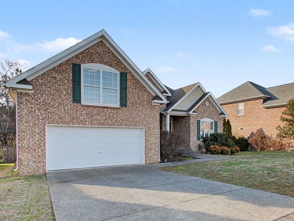 1028 Aenon Cir, Spring Hill, TN 37174