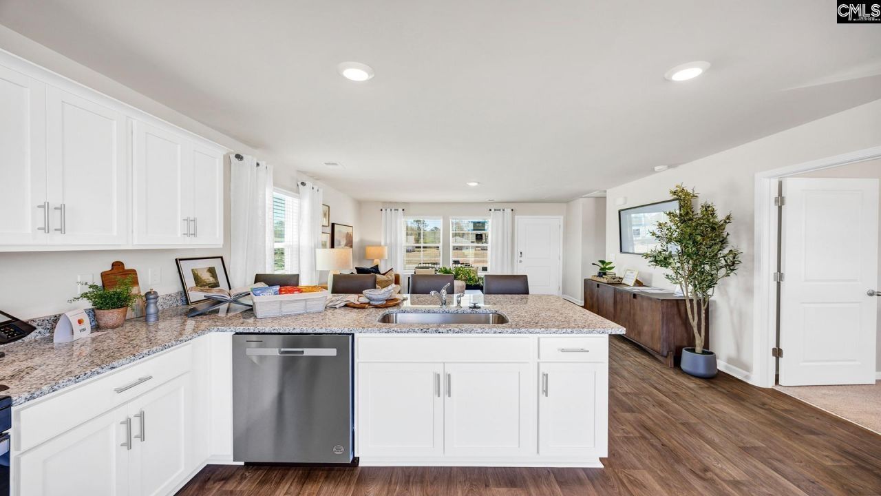 156 Hale Road Photo 10