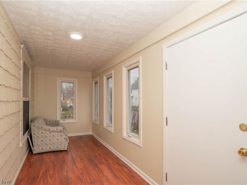 81 E Dalton Street, Akron, OH 44310 Photo 2