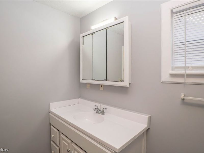 81 E Dalton Street, Akron, OH 44310 Photo 20