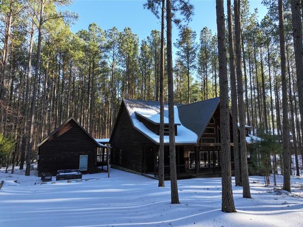 136 Pinehurst , Broken Bow, OK 74728