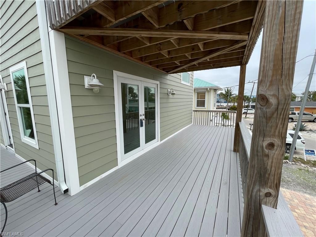 235 Miramar St, Fort Myers Beach, FL 33931 Photo