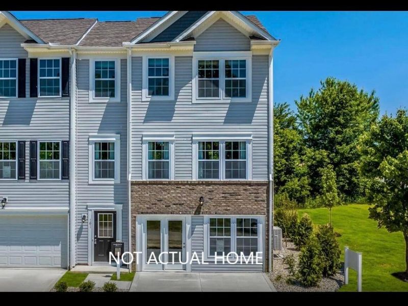 124 Sitka Willow Drive, Etna, OH 43068 Photo 2