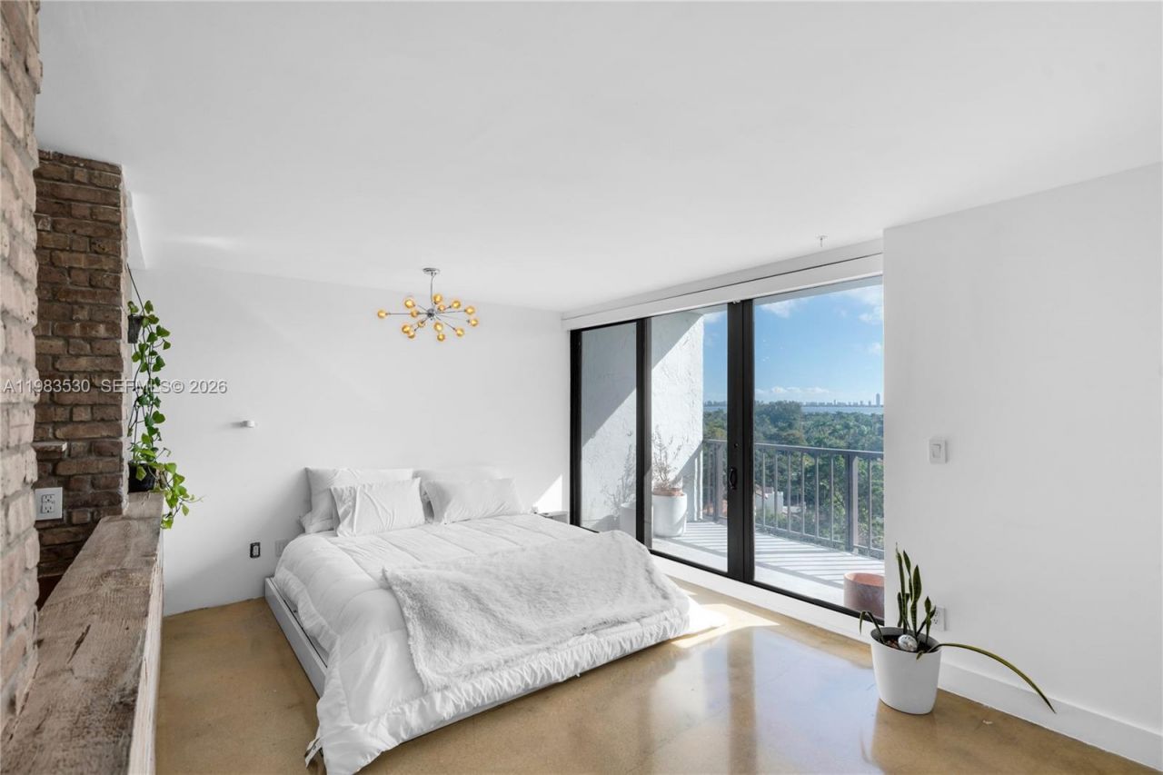 5701 Biscayne Blvd , Unit PH-9, Miami, FL 33137 Photo