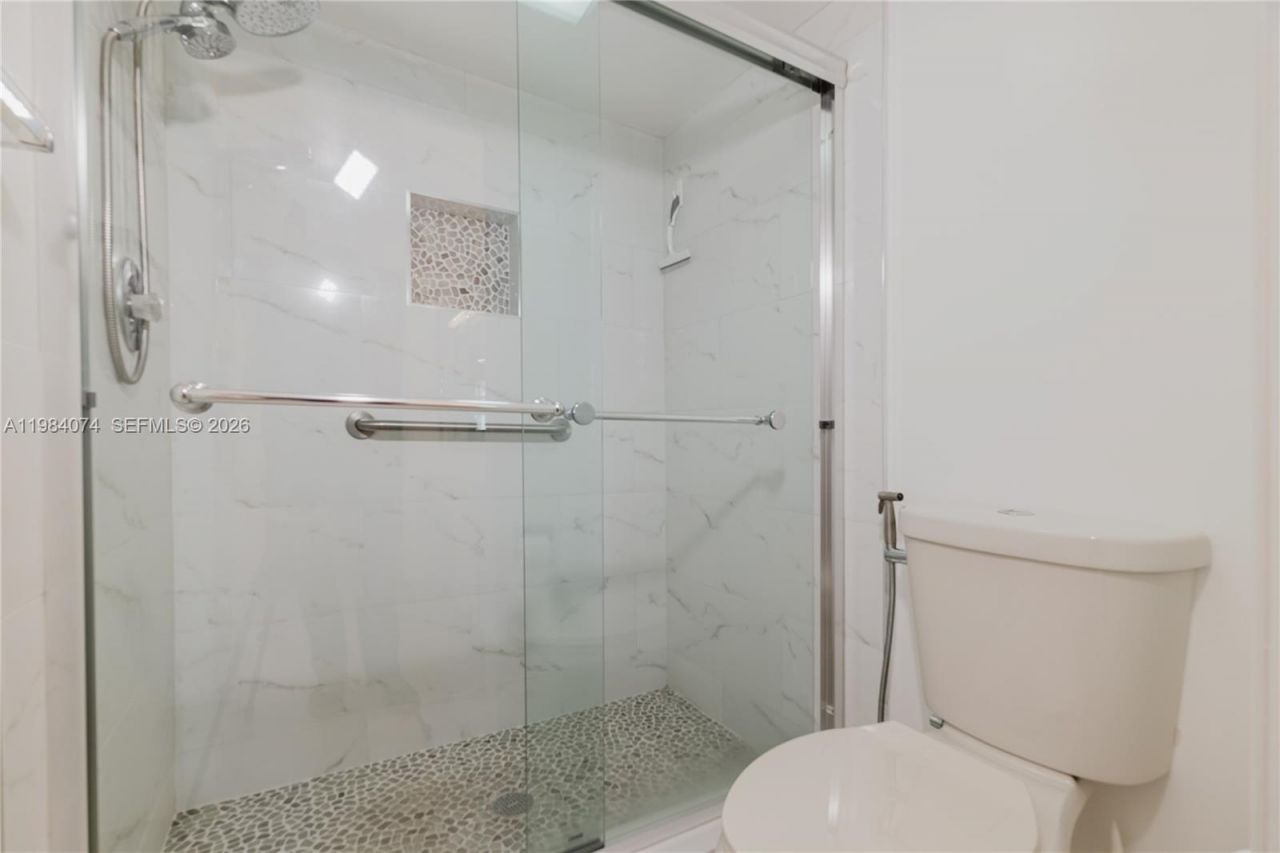 10834 W Clairmont Cir , Unit 204, Tamarac, FL 33321 Photo