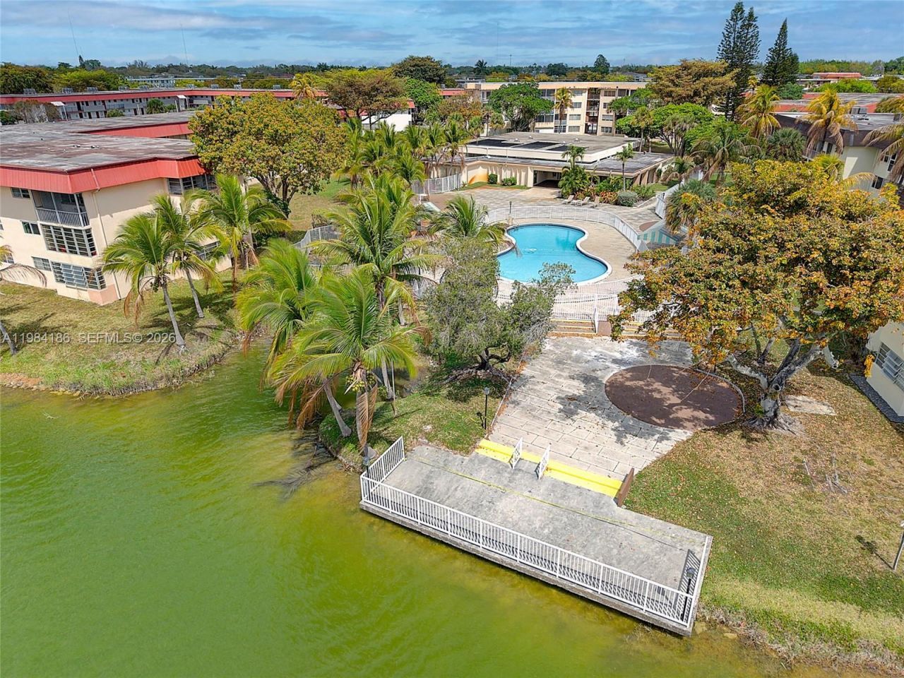 19001 NE 14th Ave , Unit 221, Miami, FL 33179 Photo