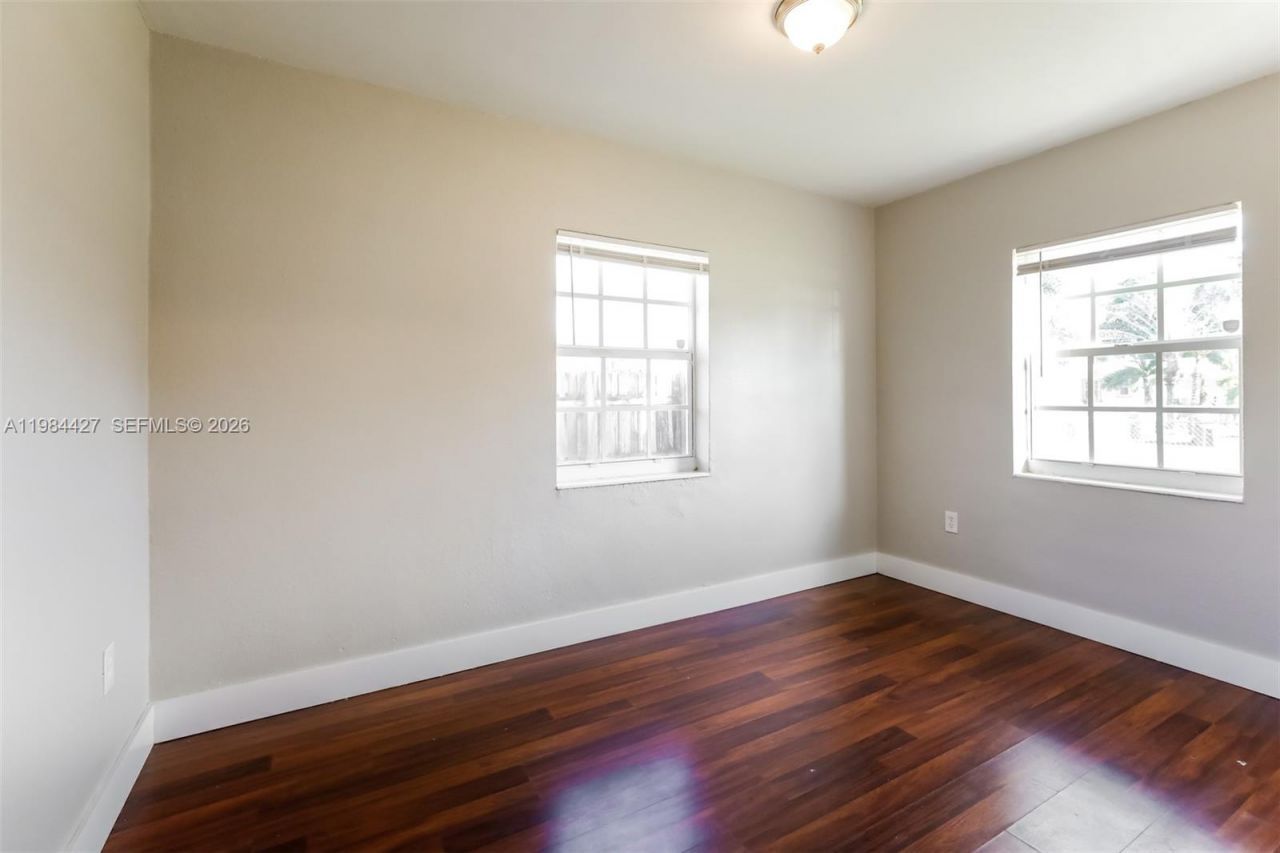 601 NW 194th St, Miami Gardens, FL 33169 Photo