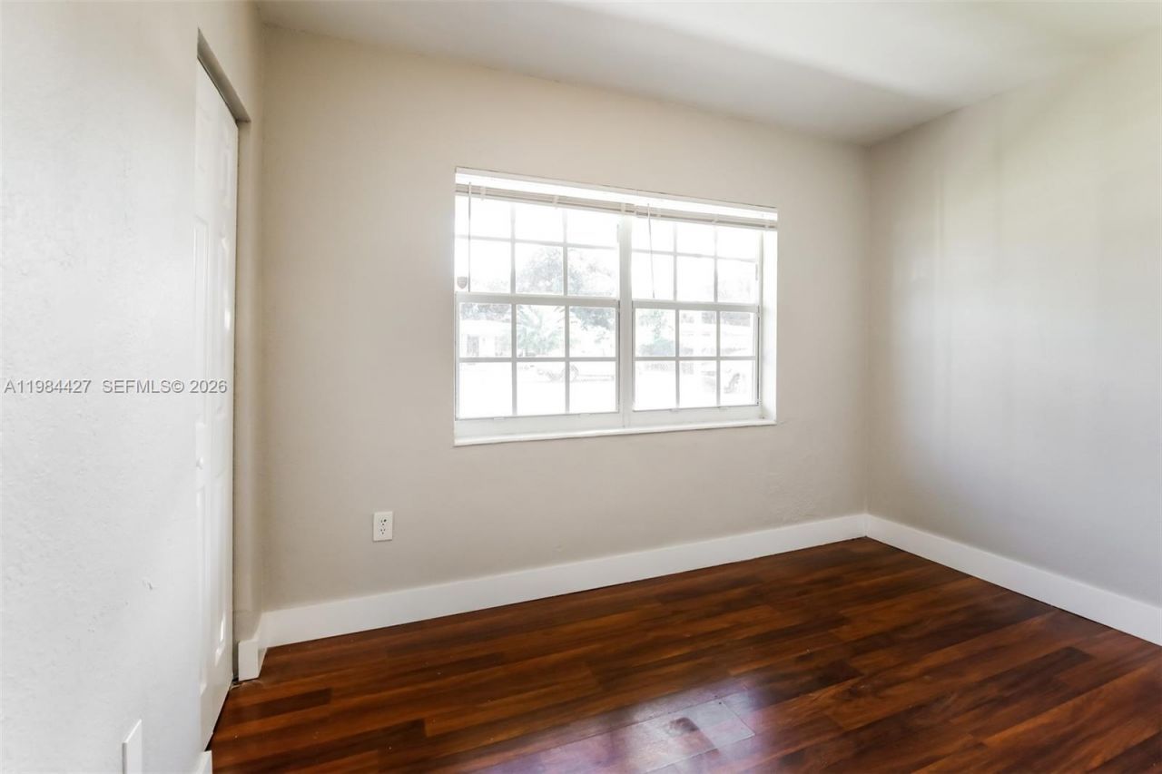 601 NW 194th St, Miami Gardens, FL 33169 Photo