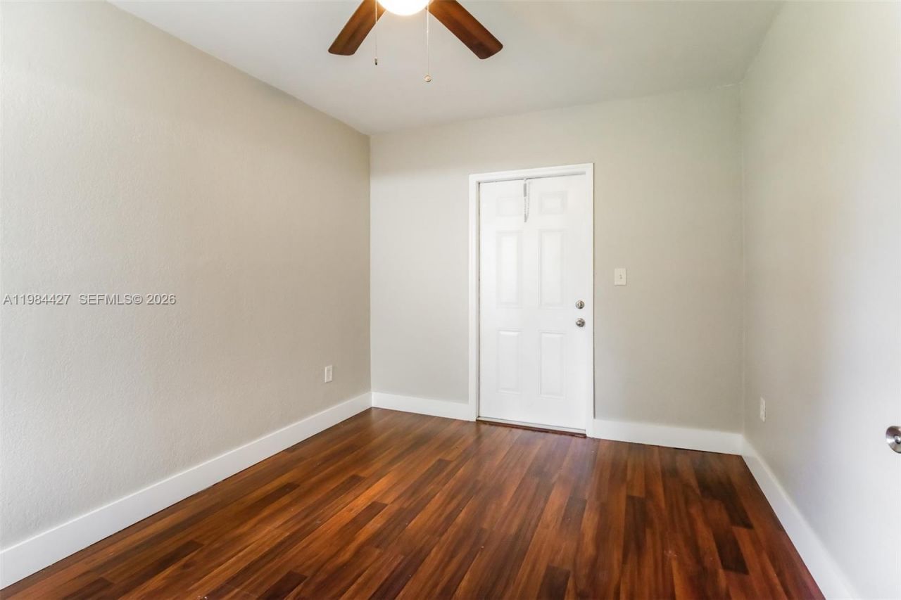 601 NW 194th St, Miami Gardens, FL 33169 Photo