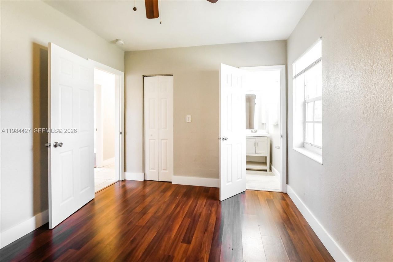 601 NW 194th St, Miami Gardens, FL 33169 Photo